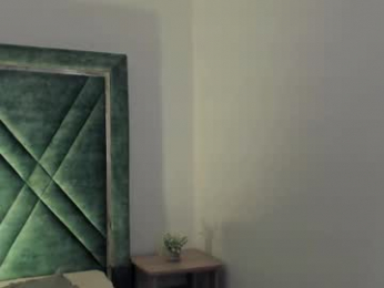 ari_sunshine webcam model stream image