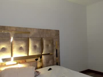 ari_sunshine webcam model stream image