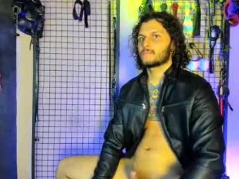twisted_fantasy_ webcam model stream image