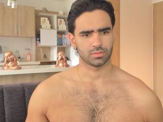 Bradley Martin webcam model stream image