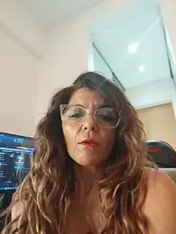 Carolain3_9 webcam model stream image