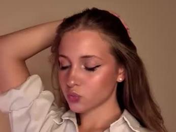 ceceliapidcock webcam model stream image