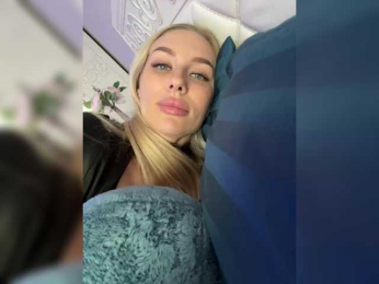 -Estonia- webcam bongacams model stream image