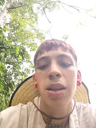 _DAEMON_666 webcam model stream image