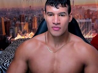 Cris Cruz webcam model stream image