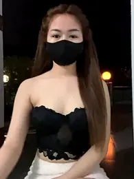 BabyThree_ webcam model stream image