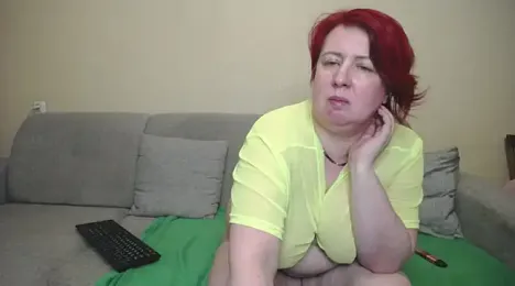 NikolRedMilf webcam model stream image
