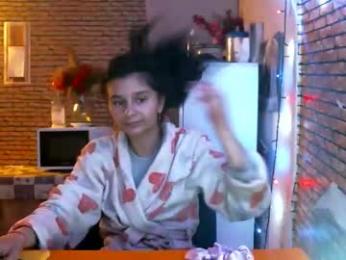 real_coupl3 webcam model stream image