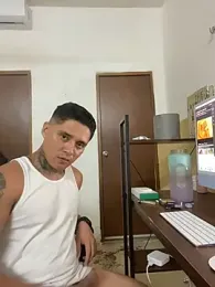 NakedMuse webcam model stream image