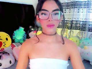 valens-bunny webcam model stream image