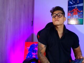 Evan Greey webcam model stream image