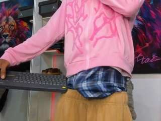 panterablack webcam model stream image