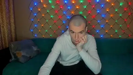 P_o_H_u_Y webcam model stream image