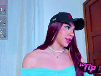 alonehazel webcam model stream image