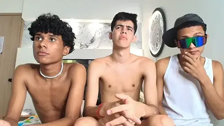 TWINKS_FRIENDS webcam model stream image