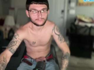 youngkubenski215 webcam model stream image