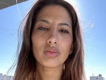 CarisimaVictoria webcam model stream image