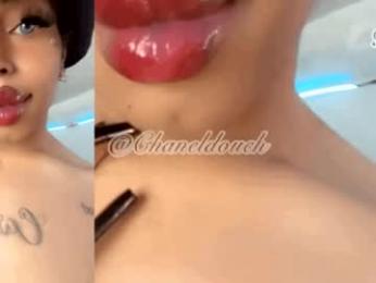 clermontt webcam model stream image