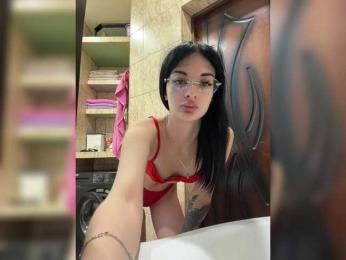 Elizamyyr webcam model stream image