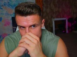 Leo Cavalli webcam model stream image