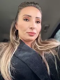 LetsFunKARINA webcam model stream image