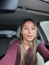 LetsFunKARINA webcam model stream image