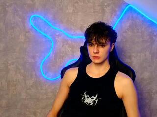 Eryk Adams webcam model stream image