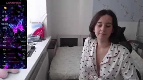 SweetieKendl webcam model stream image