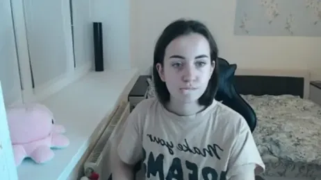 SweetieKendl webcam model stream image