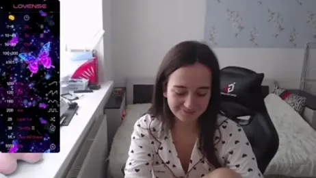 SweetieKendl webcam model stream image