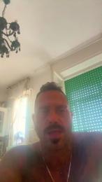 Kikogreta webcam model stream image