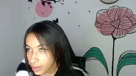 Nylaahh_ webcam model stream image