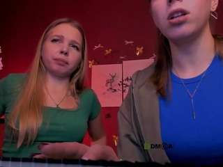 teya-starling webcam model stream image