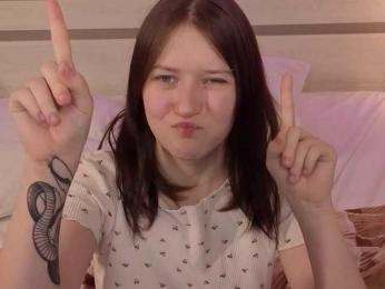 MollyMay webcam model stream image