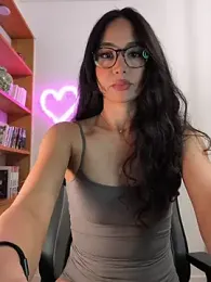 Naughty-Jessie webcam model stream image