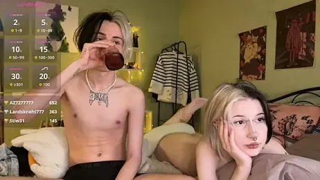 VeryRare_TwinS webcam model stream image