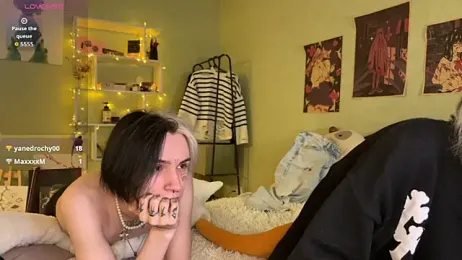 VeryRare_TwinS webcam stripchat model stream image