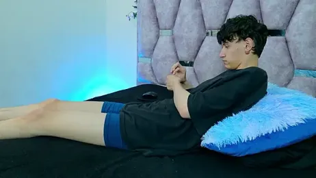 iris_and_damian webcam model stream image