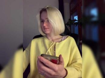 Asya_ webcam model stream image