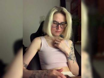 Asya_ webcam model stream image