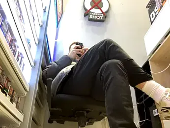 C8ETO4KA webcam model stream image