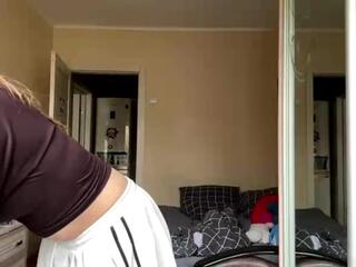 Madelene Harbough webcam model stream image