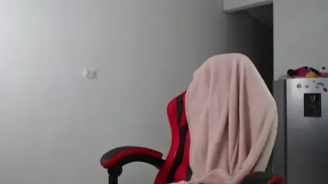 KamiYOscar webcam model stream image