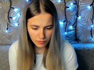 maggiecake webcam camsoda model stream image