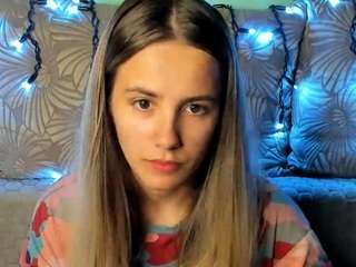 maggiecake webcam model stream image