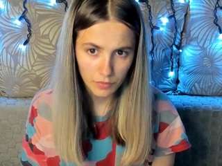 maggiecake webcam model stream image