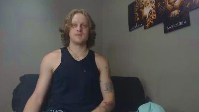 white_bigcock webcam model stream image