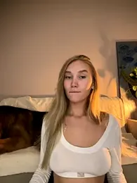 MariaTull webcam stripchat model stream image
