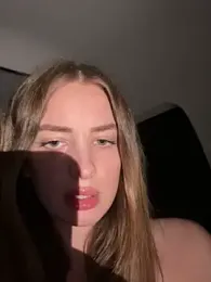 EvieEvans webcam model stream image