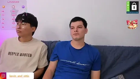 _Ottis_ webcam model stream image